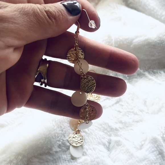 NWT Drop Earrings – Gold & White, 3" ✨ - Picture 6 of 9